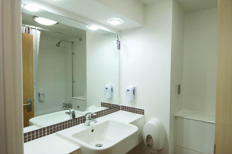 Premier Inn London Ruislip Ngoại thất bức ảnh